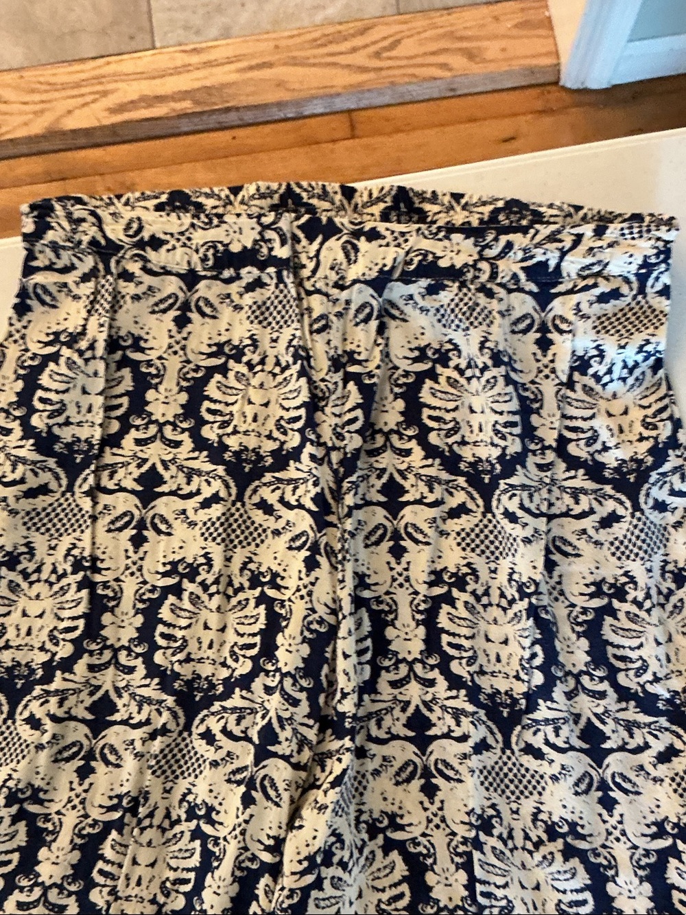 Solitaire Navy and Cream Ornamental Dress Pants